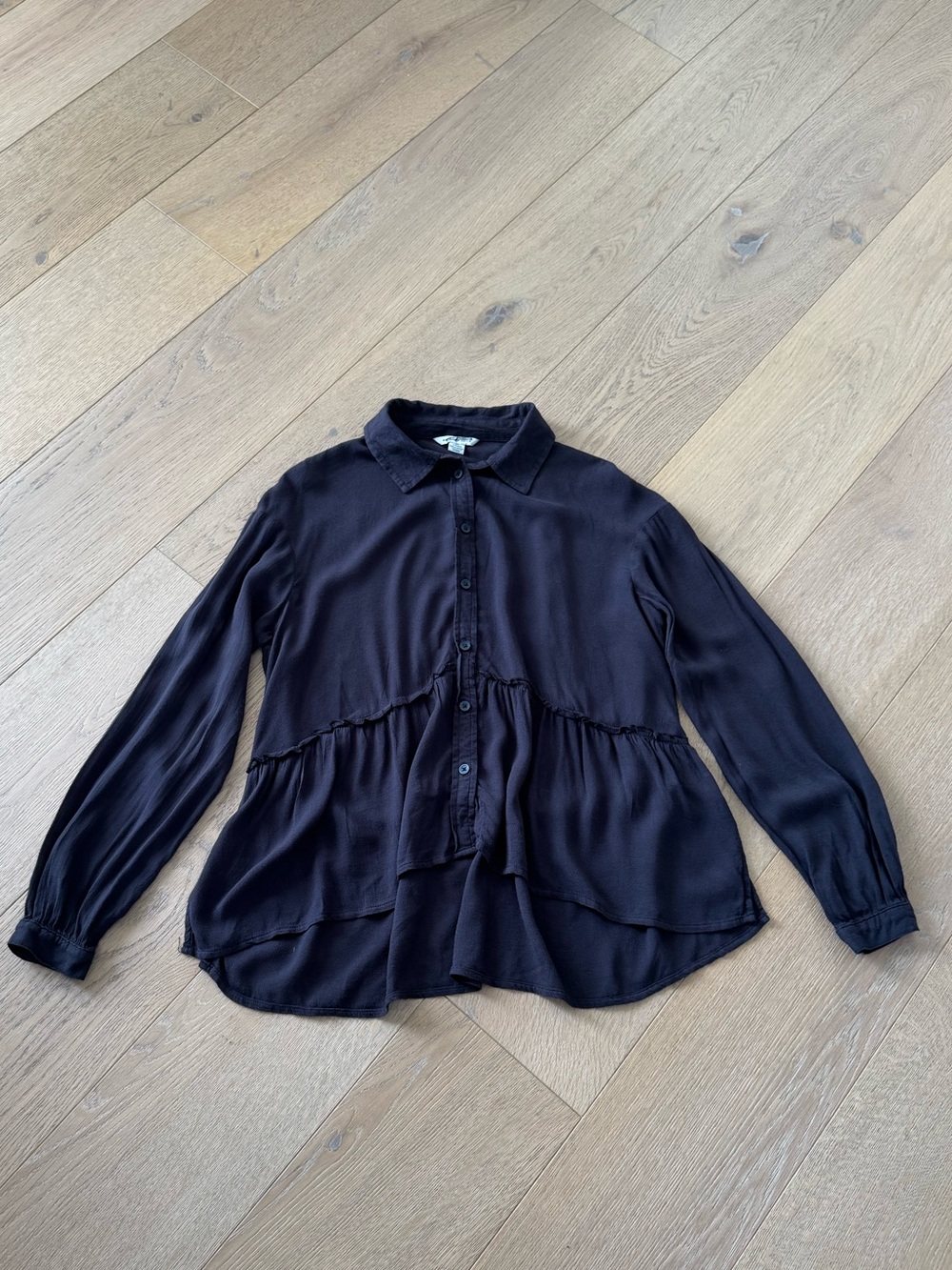 American Eagle Ruffled Button Up Shirt Relaxed Black Size XXS